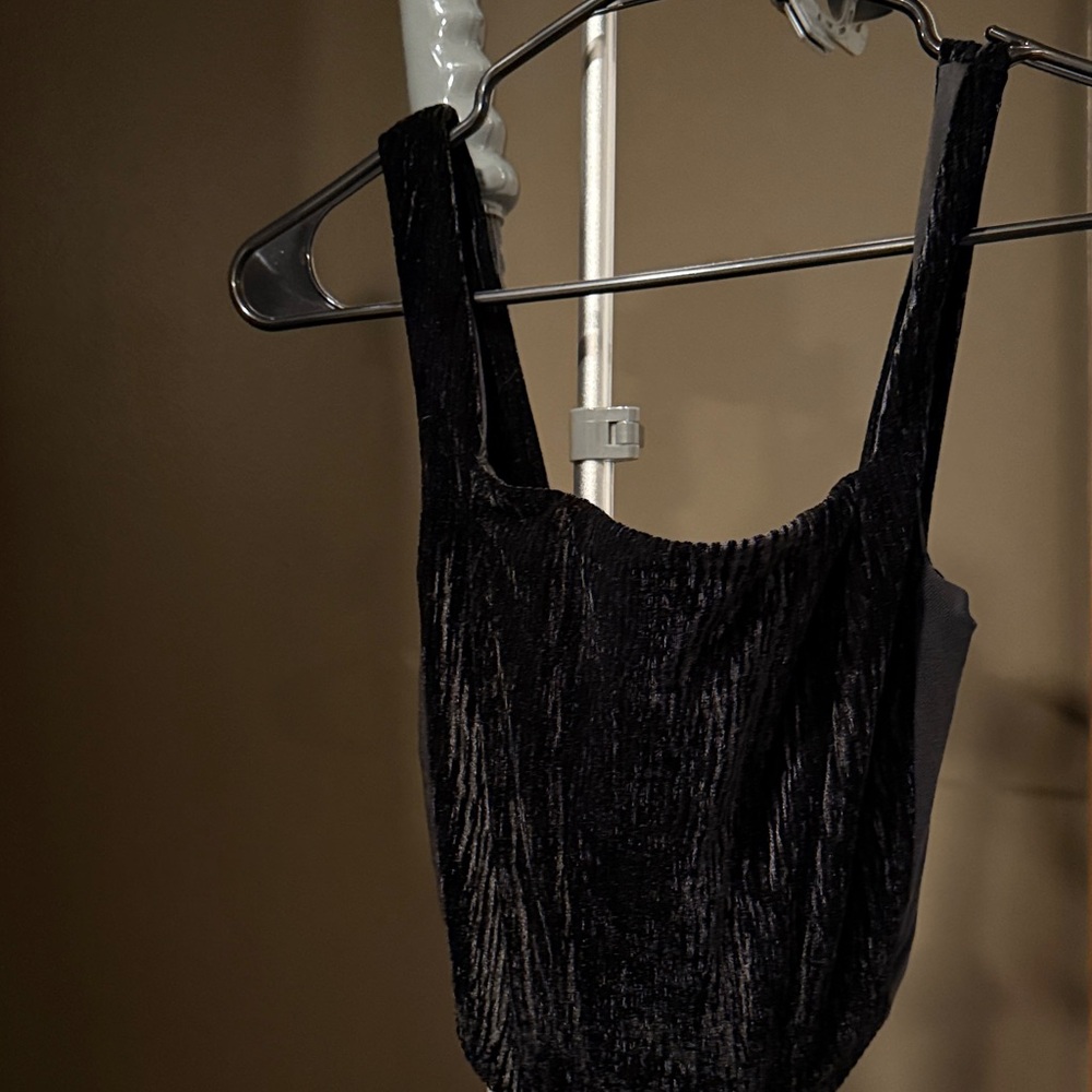 Naked Wardrobe Top